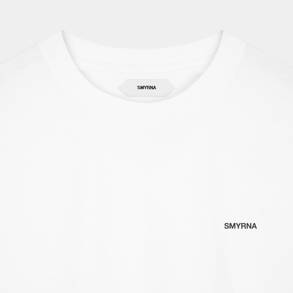 
                      
                        SMYRNASmyrna logo t-shirt in white - T-shirt
                      
                    